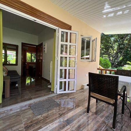 Chloe'S Cottage Self-Catering La Digue Exterior foto
